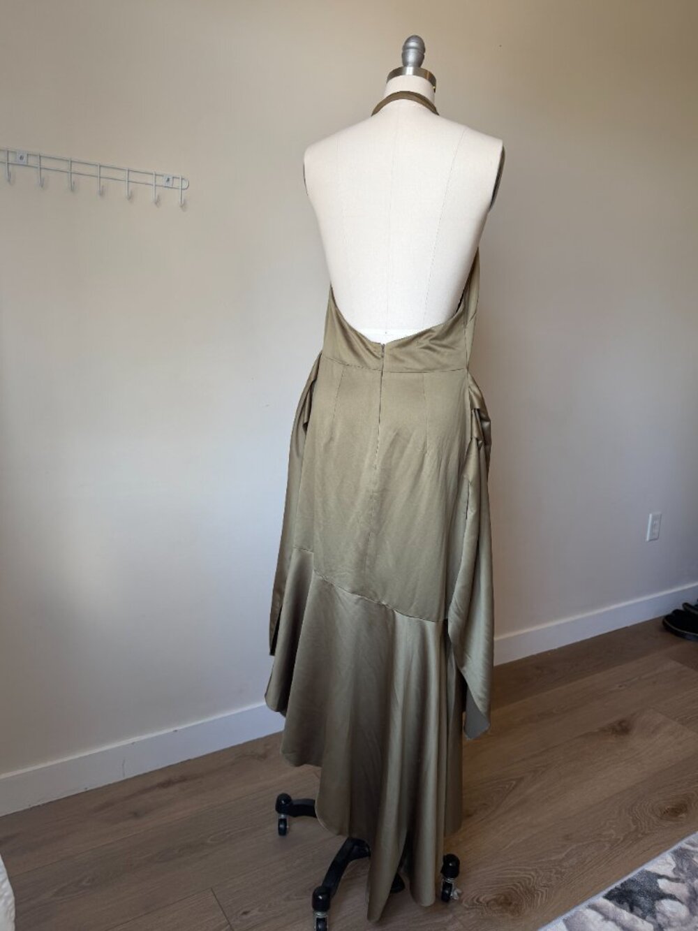 ASOS Sage Green Halter Dress | Draped Wrap Style | Asymmetrical Midi | M - Picture 6 of 7